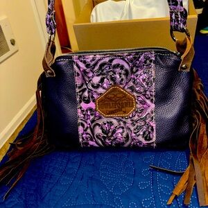 Leather crossbody bag